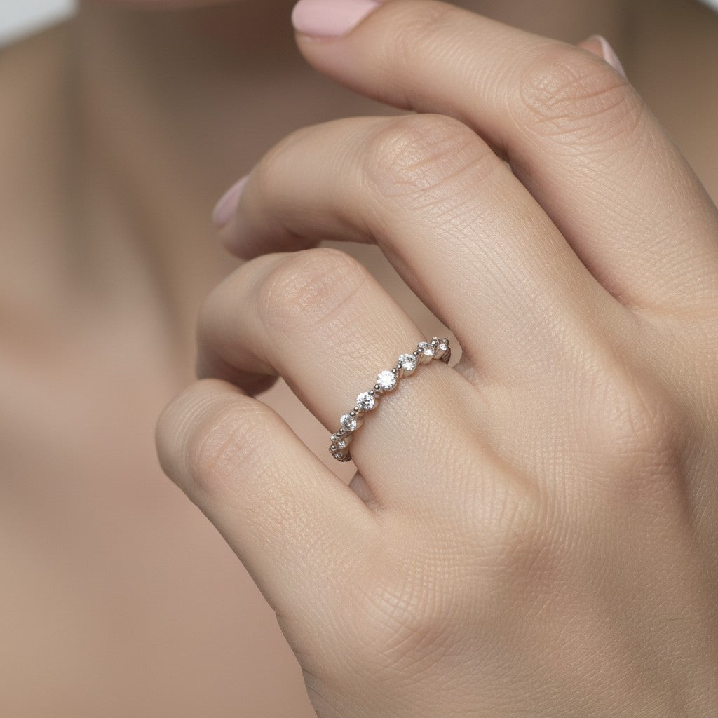 Anillo Cintillo Circones Esferas DR497 18