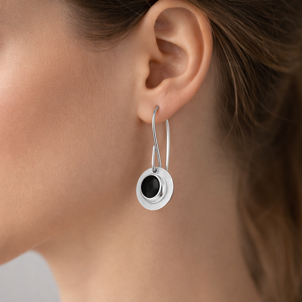 Aro Circular Facetado Ónix