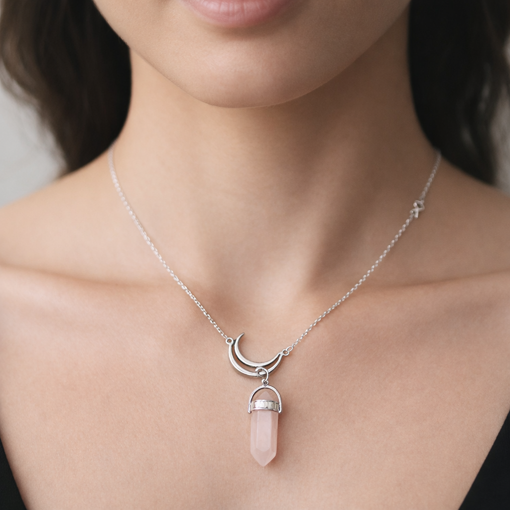 Collar Media Luna Estrellas Circones Cuarzo Rosado