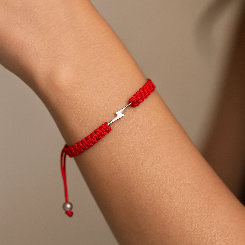 Pulsera Hilo Rojo Ajustable Rayo Circones