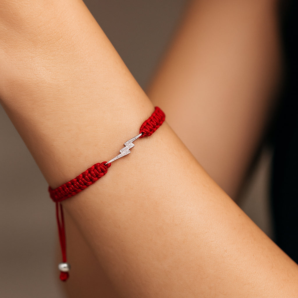 Pulsera Hilo Rojo Ajustable Rayo Circones