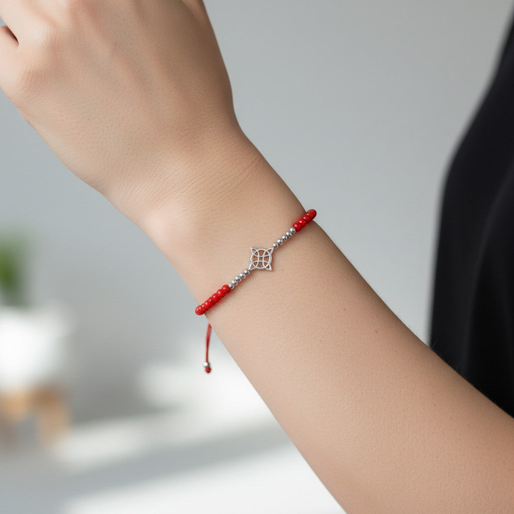 Pulsera Cristales Hilo Rojo Ajustable Nudo de Brujas