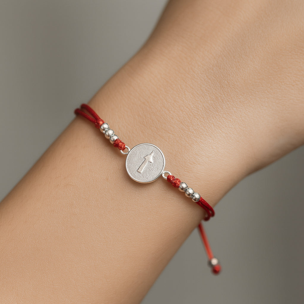 Pulsera Hilo Rojo Ajustable San Benito