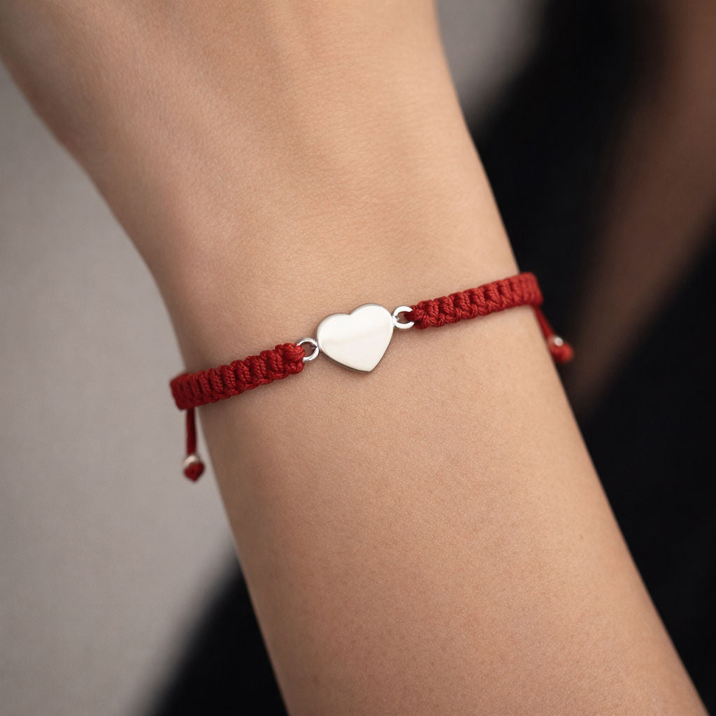 Pulsera Hilo Rojo Ajustable Corazón