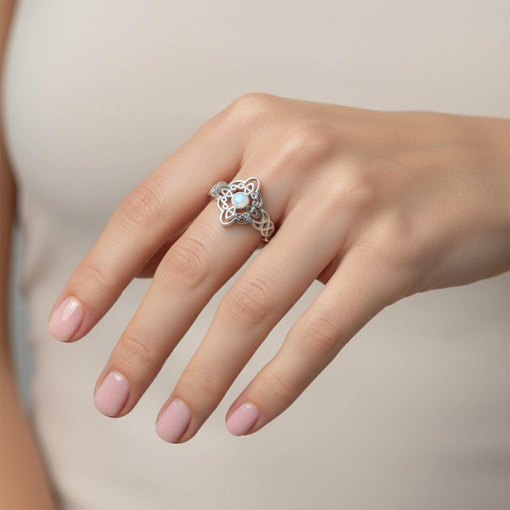 Anillo Nudo de Brujas Celta Piedra Luna