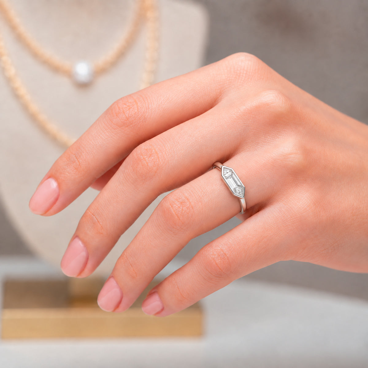 Anillo Péndulo Circón Baguette