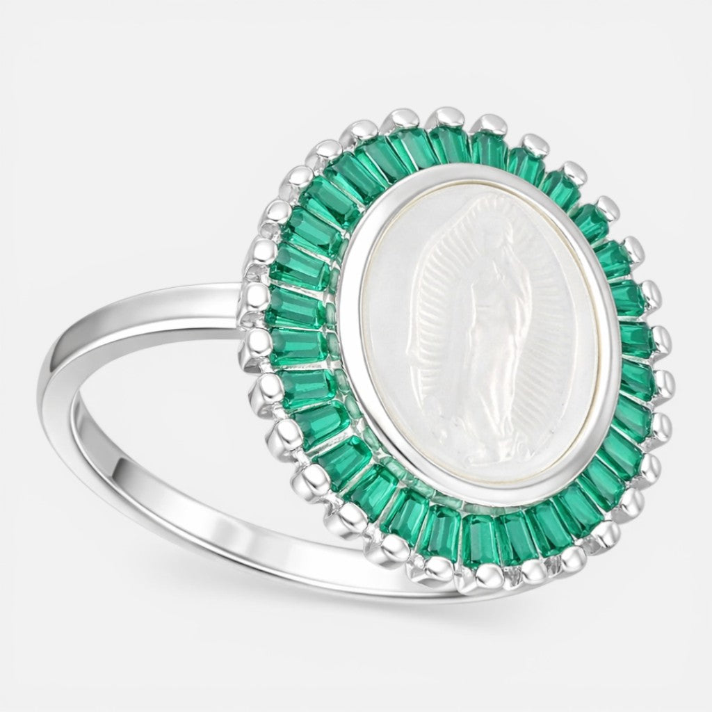 Anillo Virgen de Guadalupe Nácar Circones Baguette Esmeralda