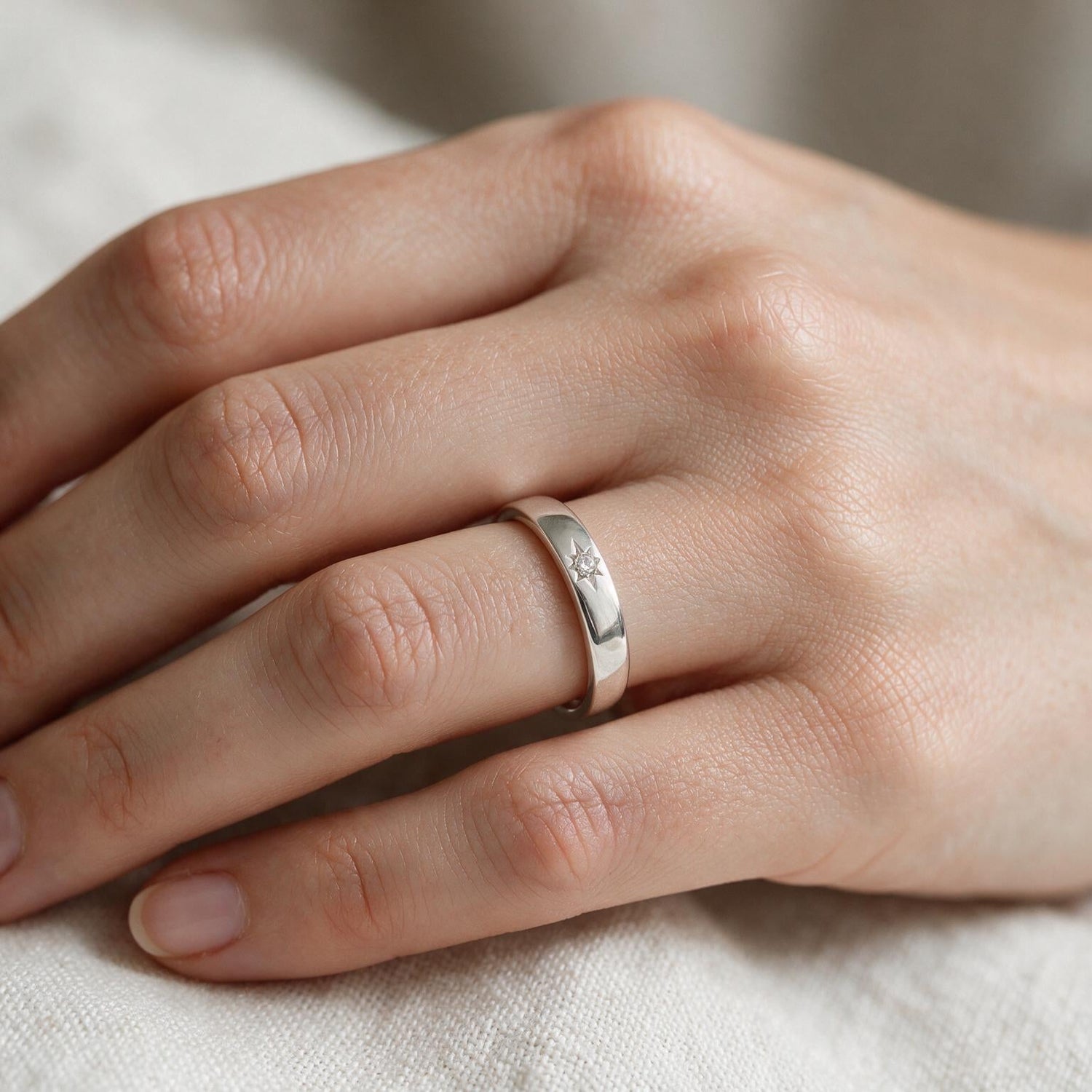 Anillo Estrella Fugaz Circón