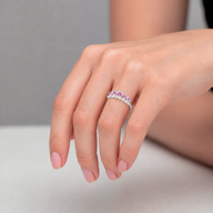 Anillo Cintillo Esferas Circones Fucsia