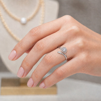 Anillo Ajustable Flor Hoja Circón