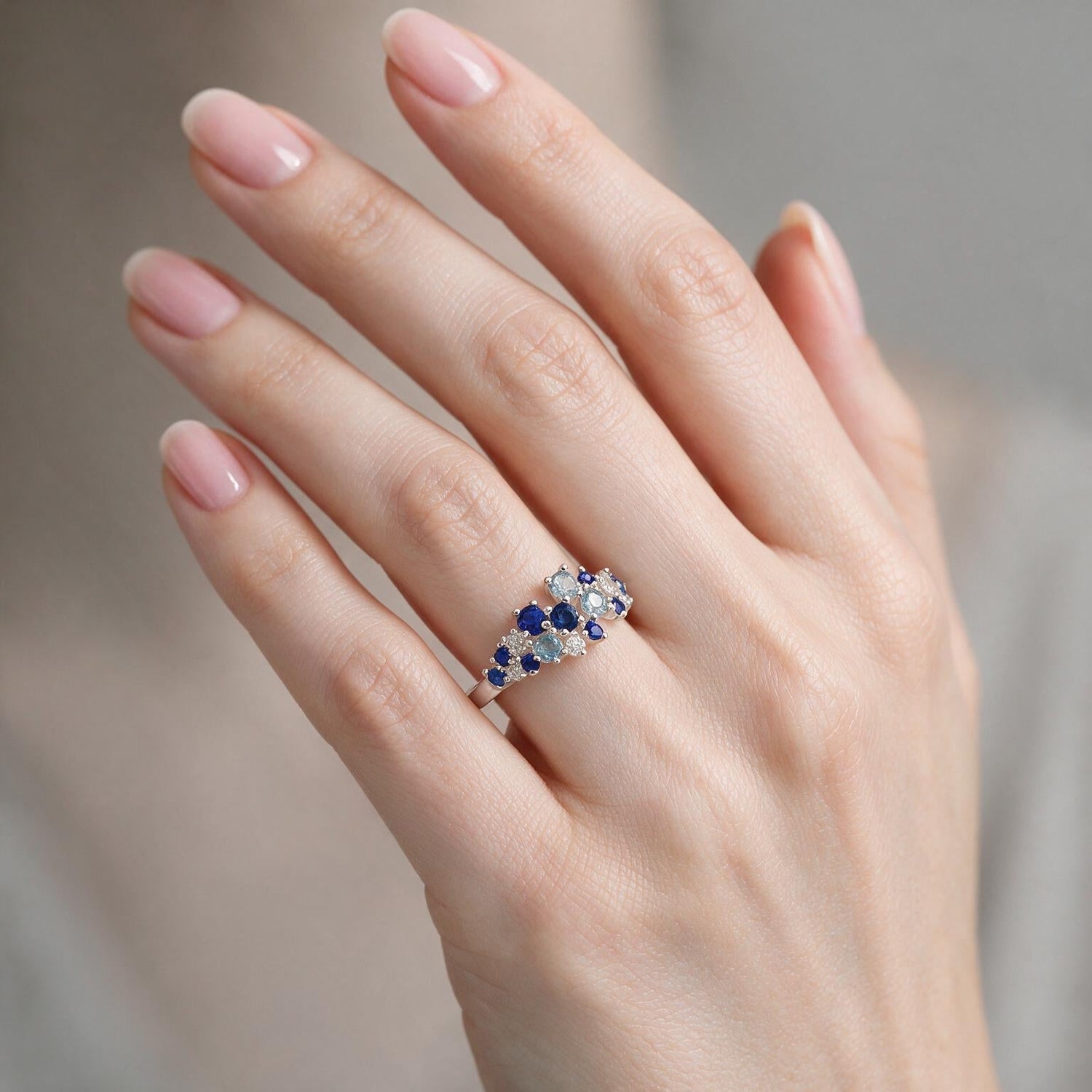 Anillo Cintillo Circones Zafiro