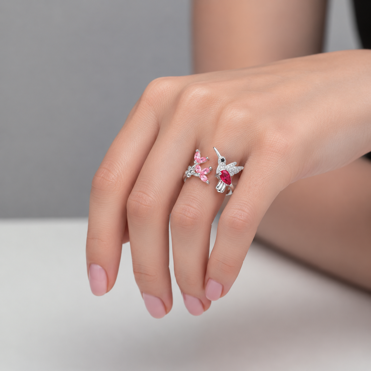 Anillo Ajustable Colibrí Circones Multicolor