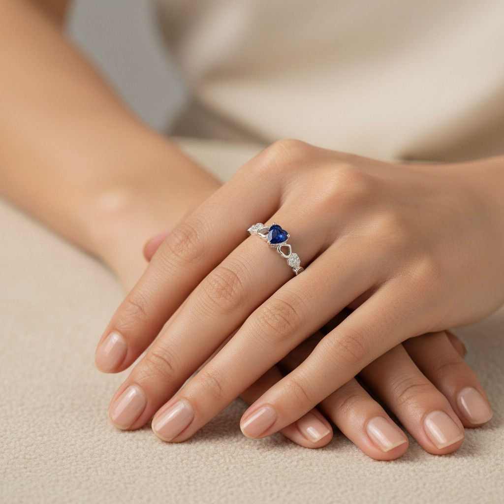 Anillo Corazones Circones Zafiro