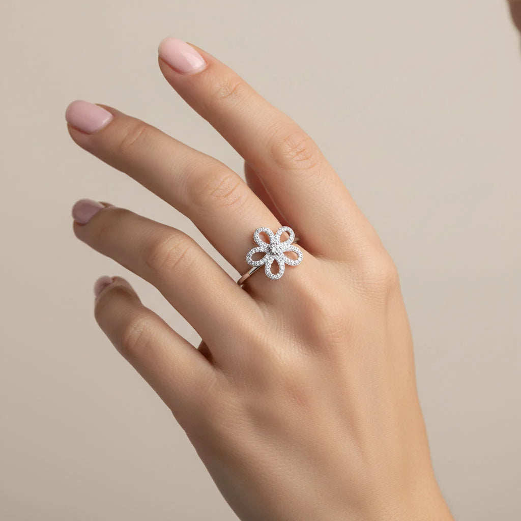 Anillo Flor Circones 18