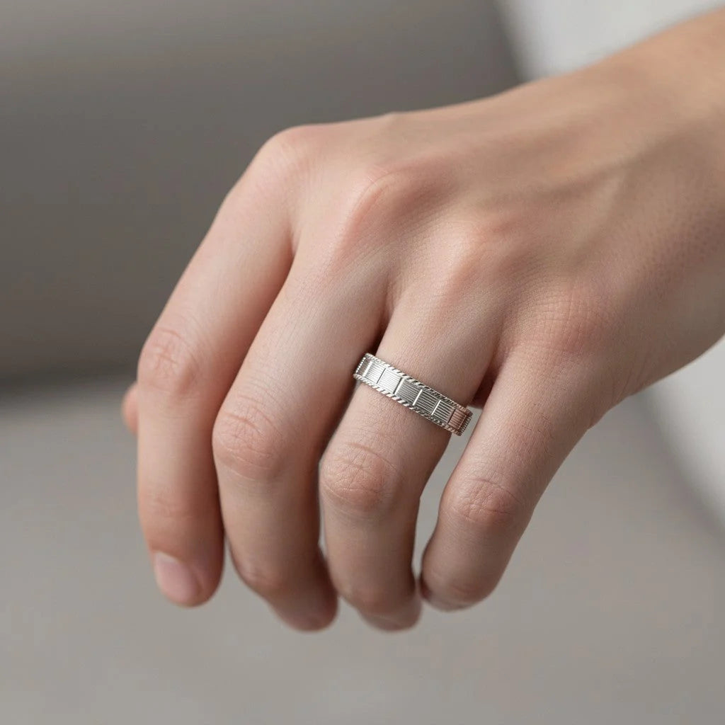 Anillo Rombos Facetados 18
