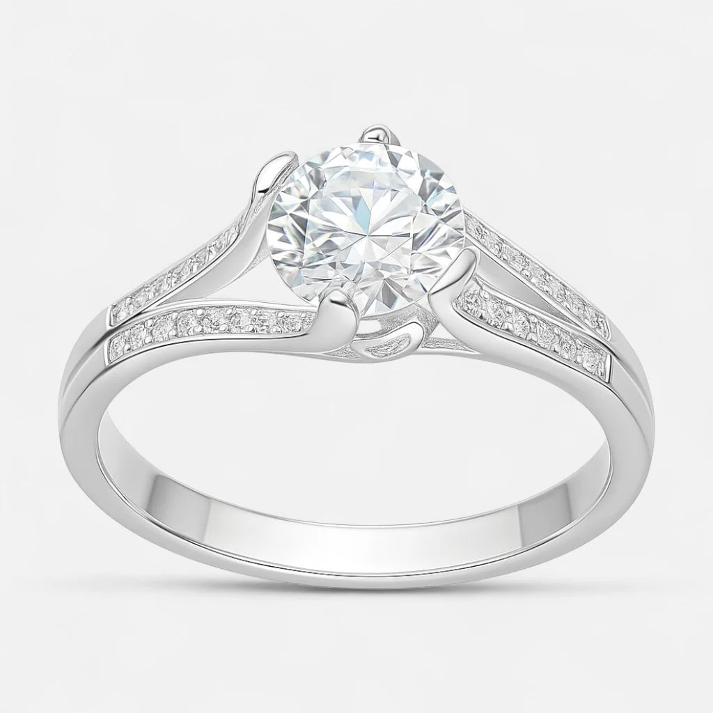 Anillo Solitario Moissanita y Circones 15