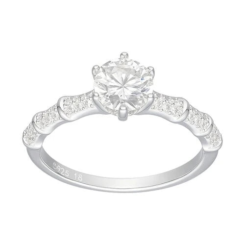 Anillo Solitario Moissanita y Circones 17