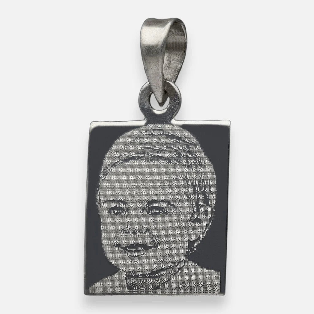 Colgante Placa Rectangular Pequeña con Fotograbado 17x14 mm