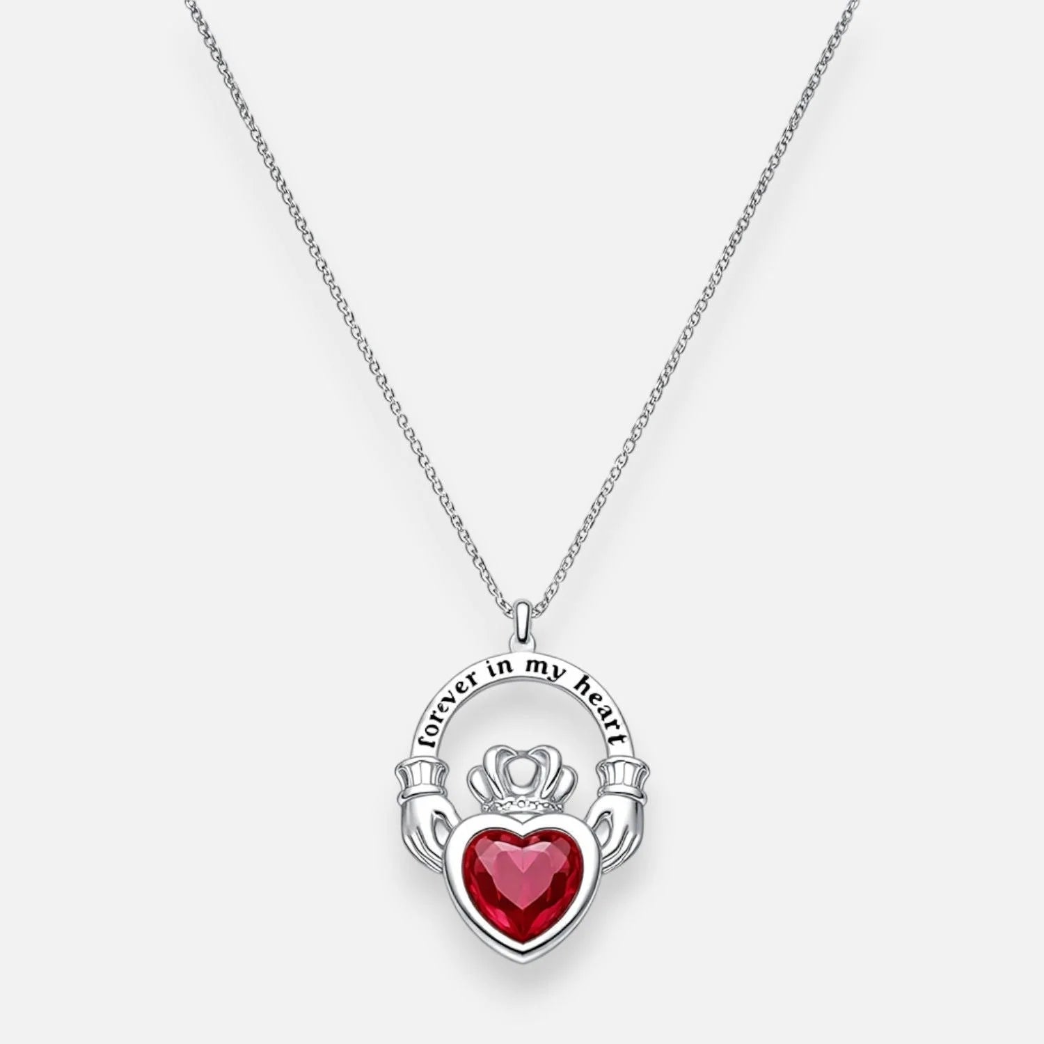 Collar Claddagh Circón Rubí