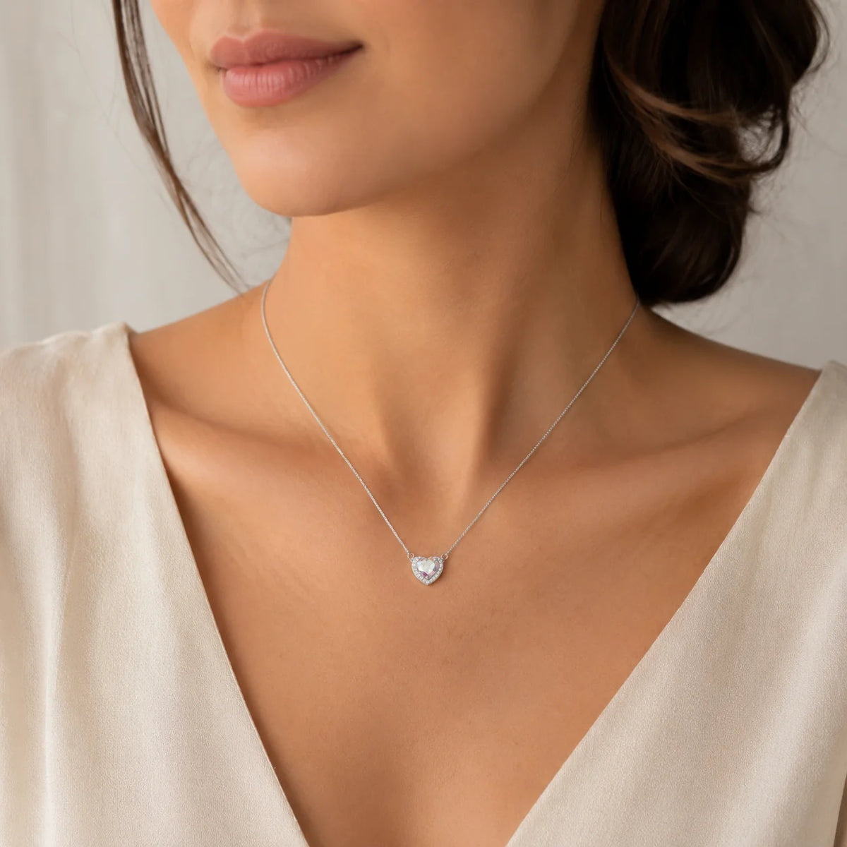 Collar Corazón Circón Tornasol