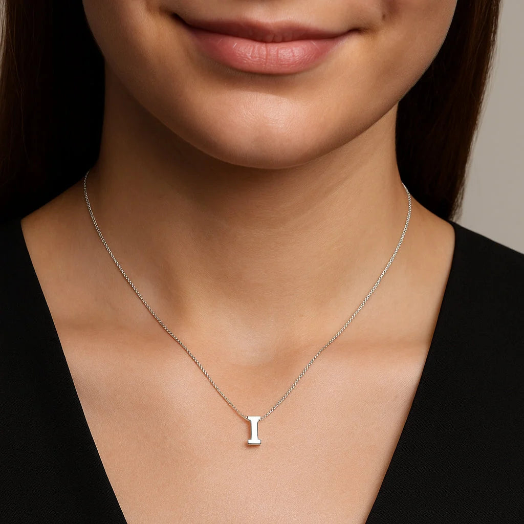 Collar Letra I