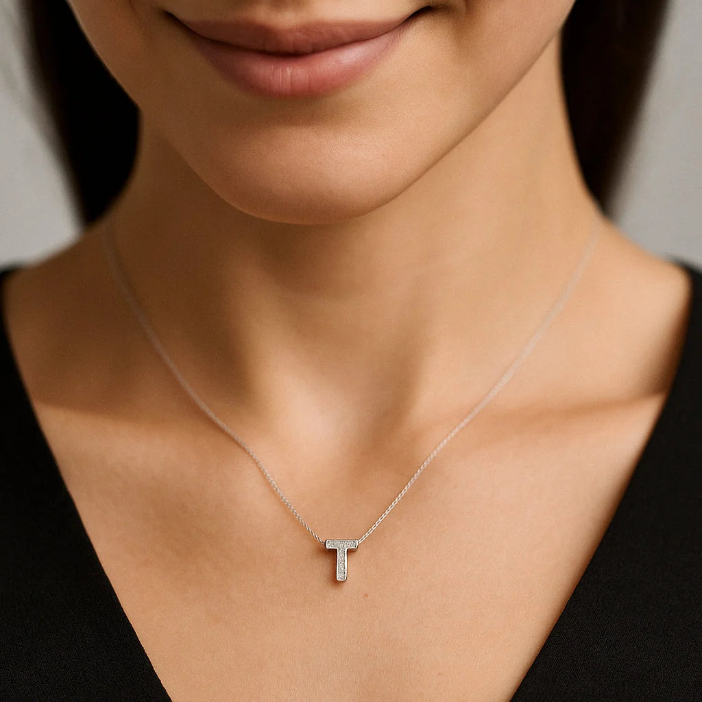 Collar Letra T Circones