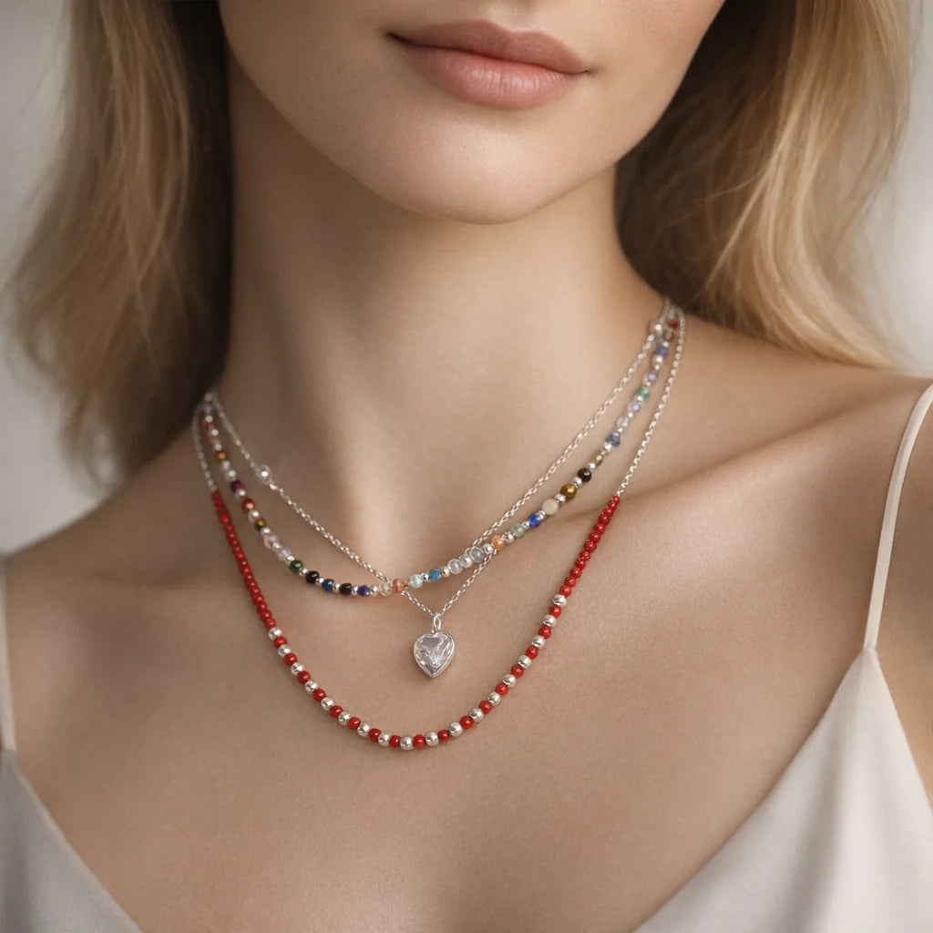 Collar Triple Corazón Circón Esferas Cristales Multicolor