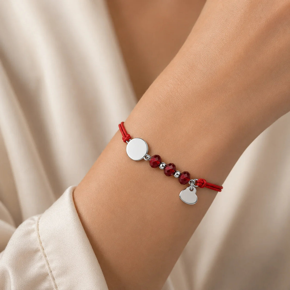 Pulsera Hilo Rojo Círculo Corazón Cristales