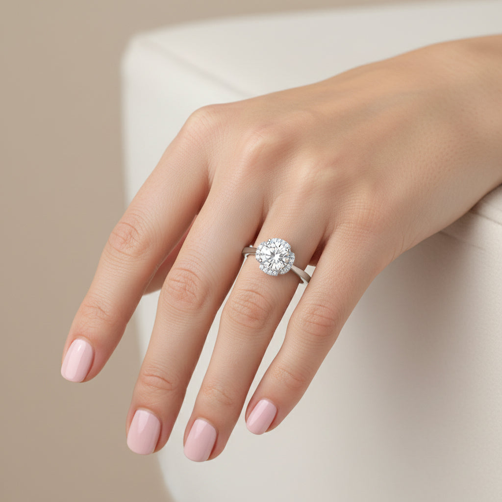 Anillo Flor Moissanita y Circones