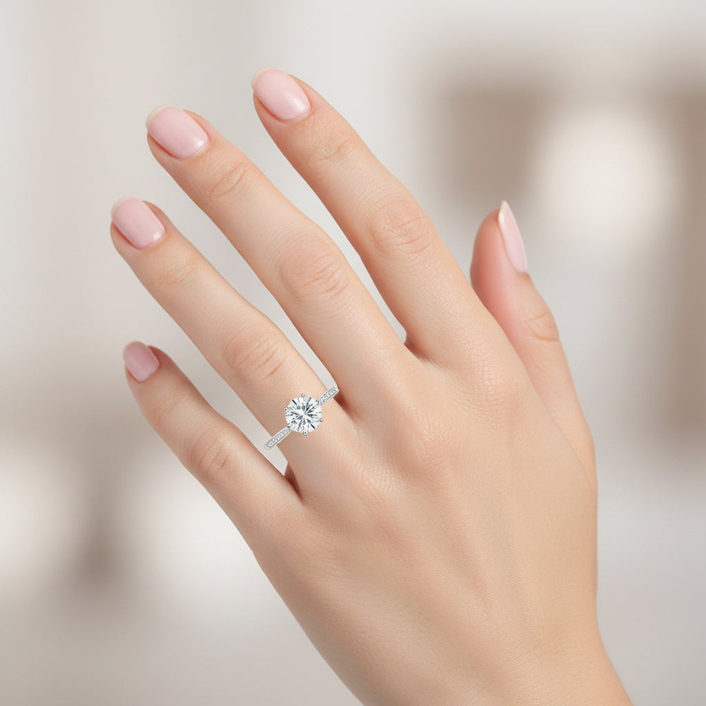 Anillo Solitario Moissanita y Circones