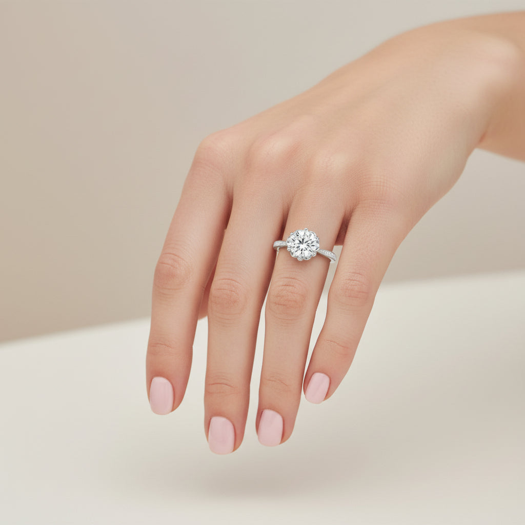 Anillo Flor Moissanita y Circones