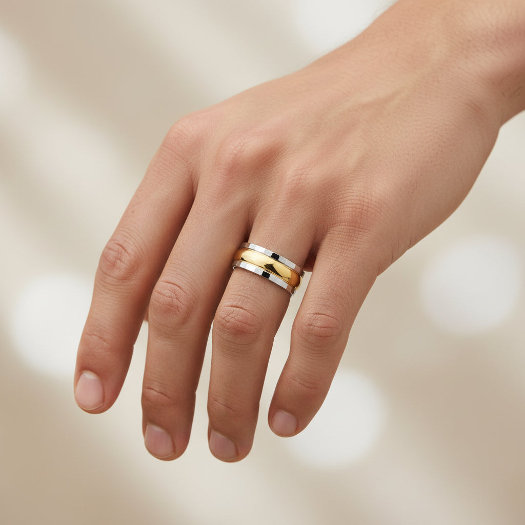 Anillo Compromiso Facetado con Oro