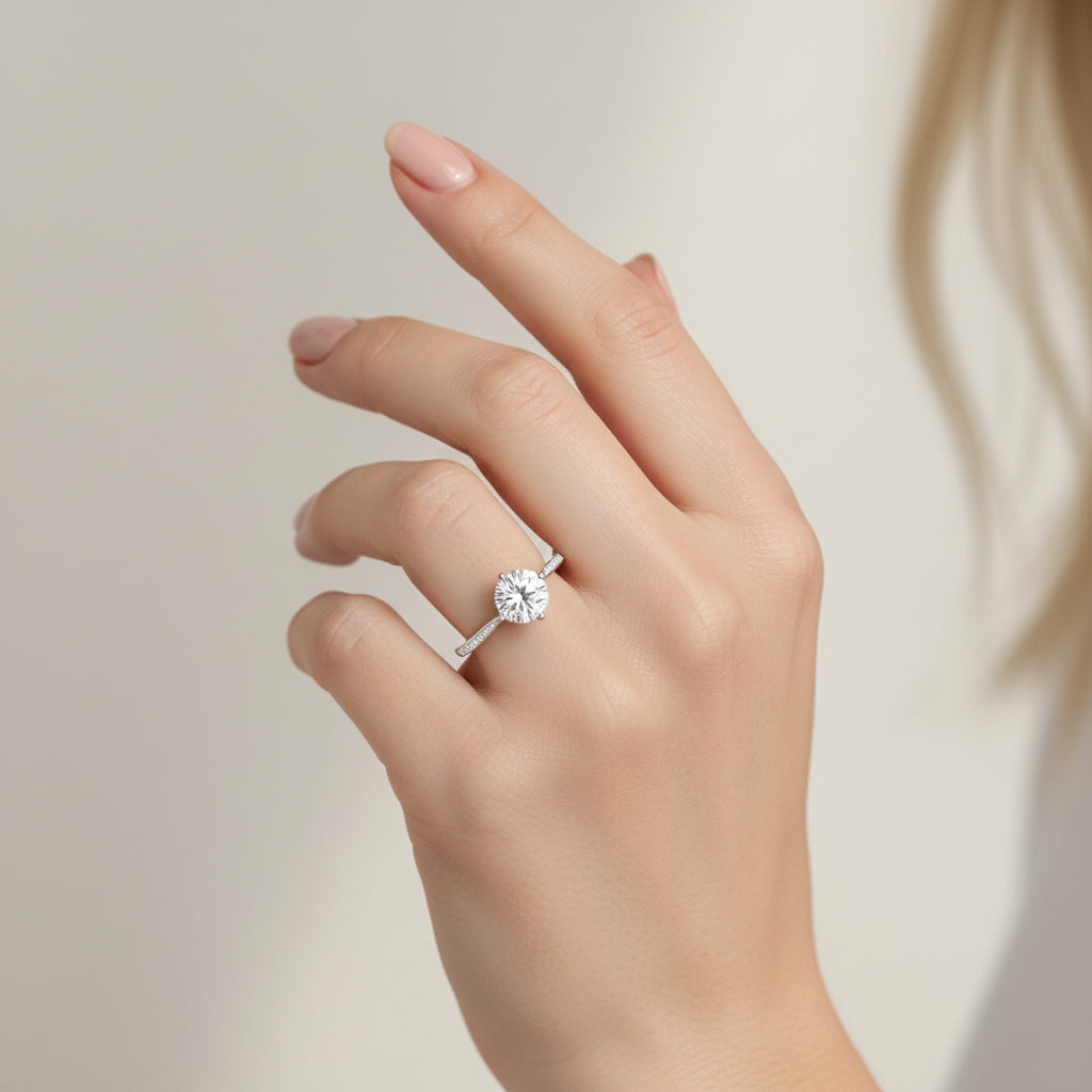 Anillo Solitario Moissanita y Circones